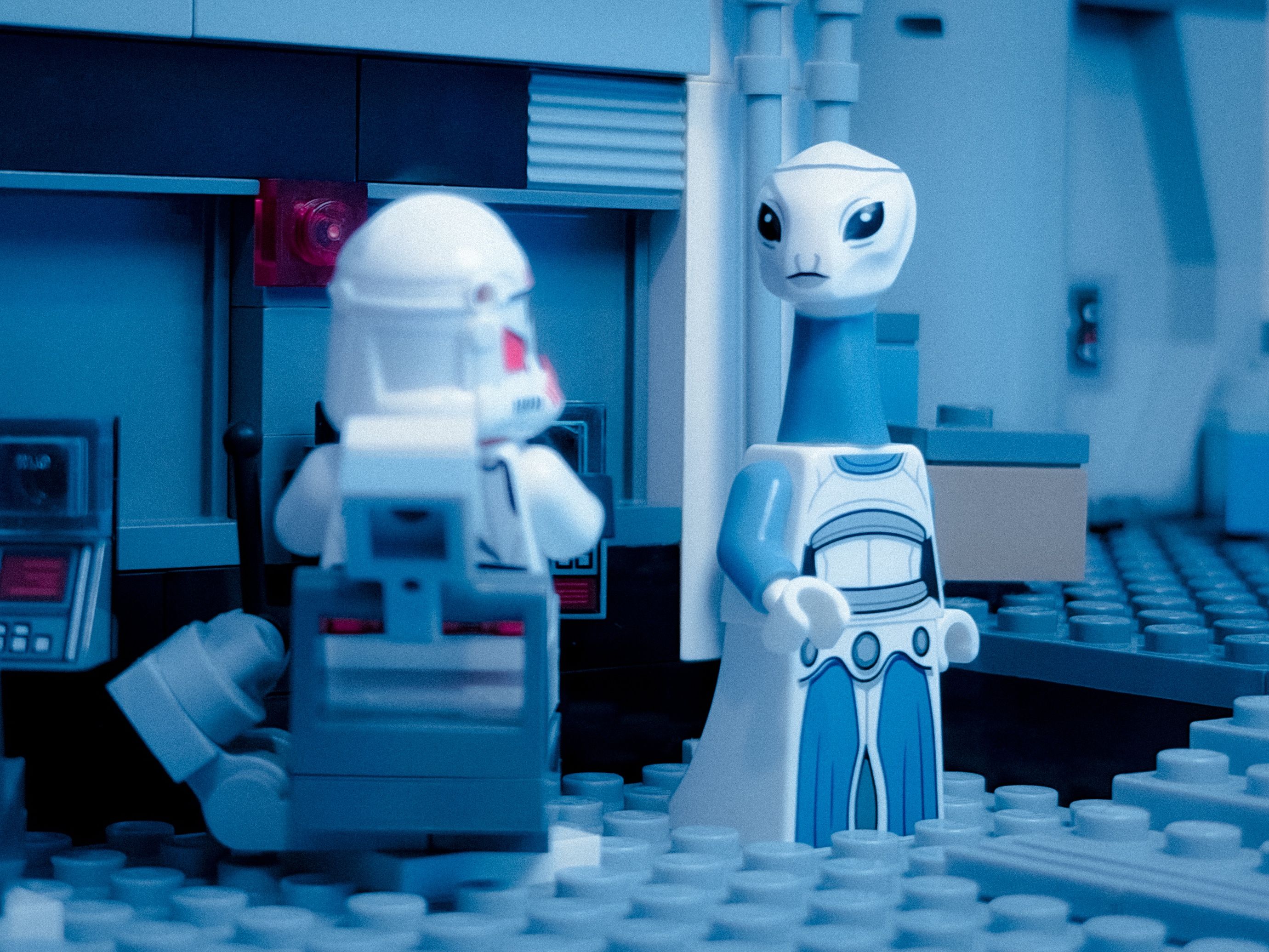 A brick-built scene by @veroniquetoys, from the world Star Wars
