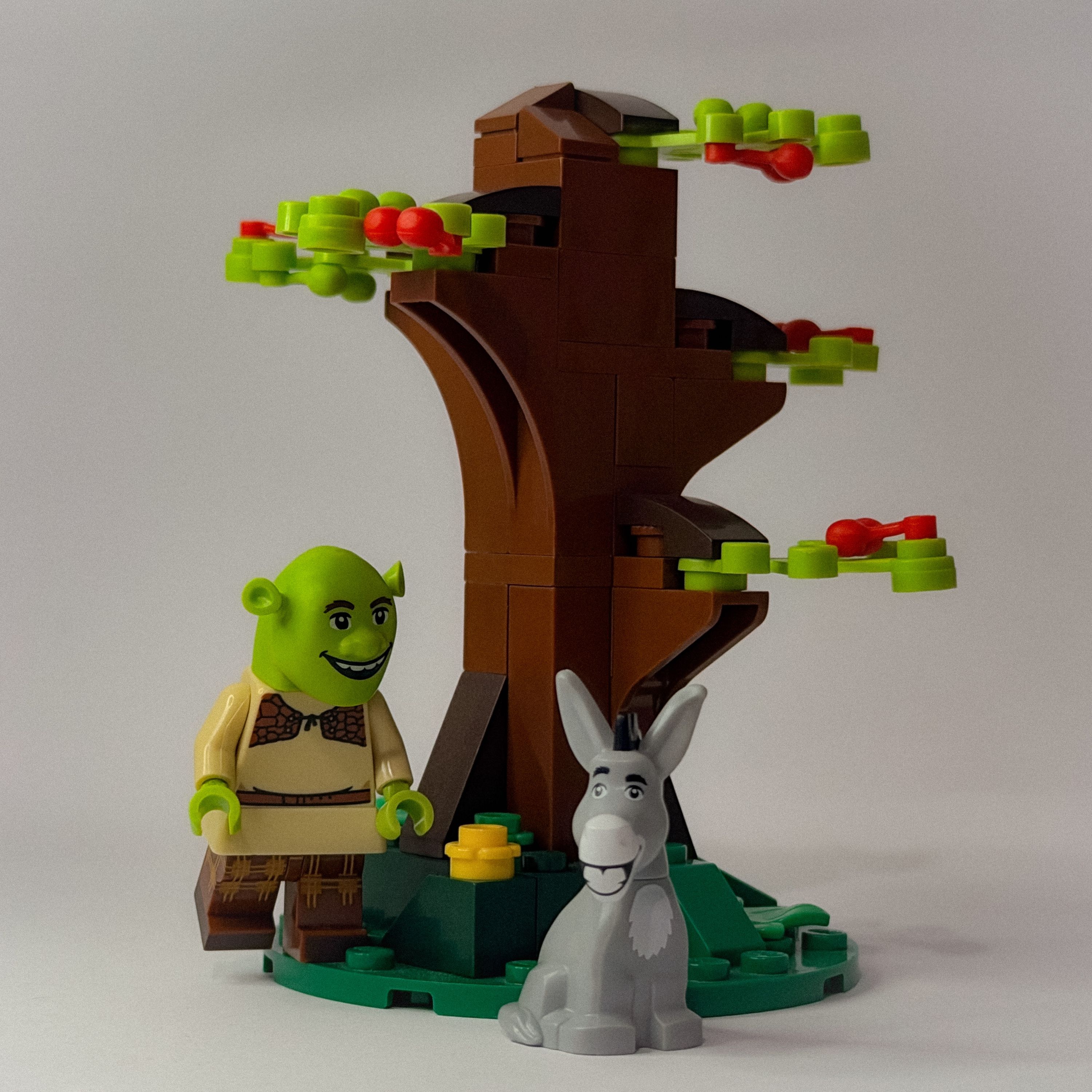 A brick-built scene by @veroniquetoys, from the world Creative