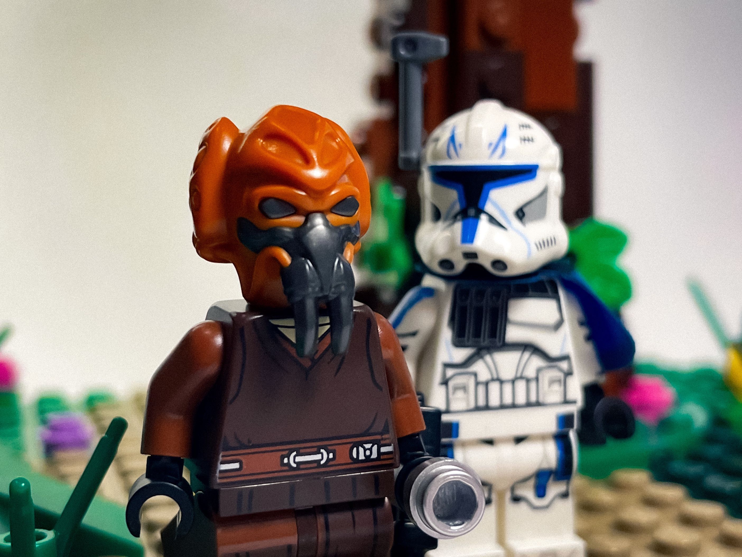 A brick-built scene by @veroniquetoys, from the world Star Wars