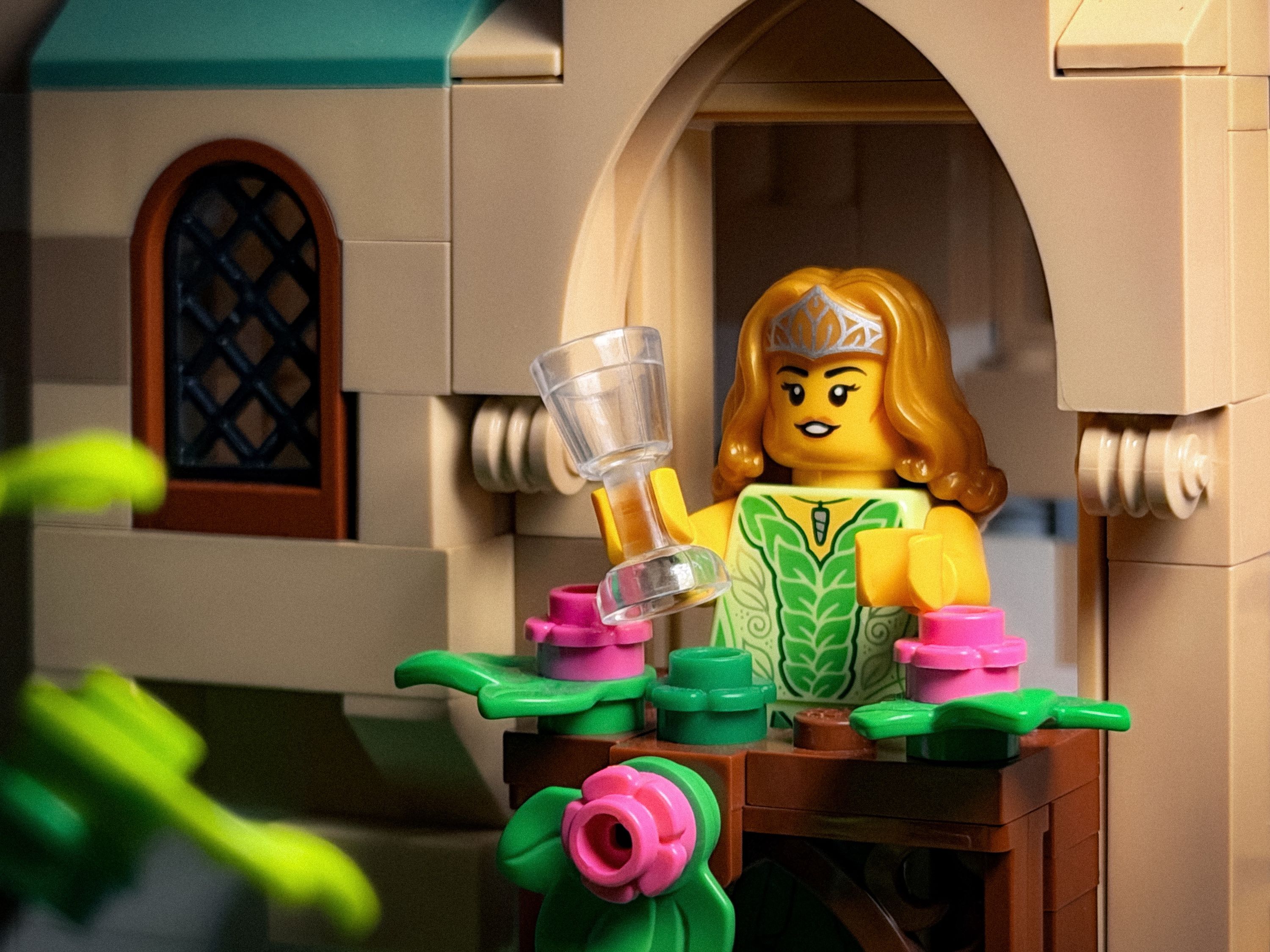 Lady of the forest tower — a brick-built scene by @veroniquetoys, from the world Medieval/Fantasy/Castle