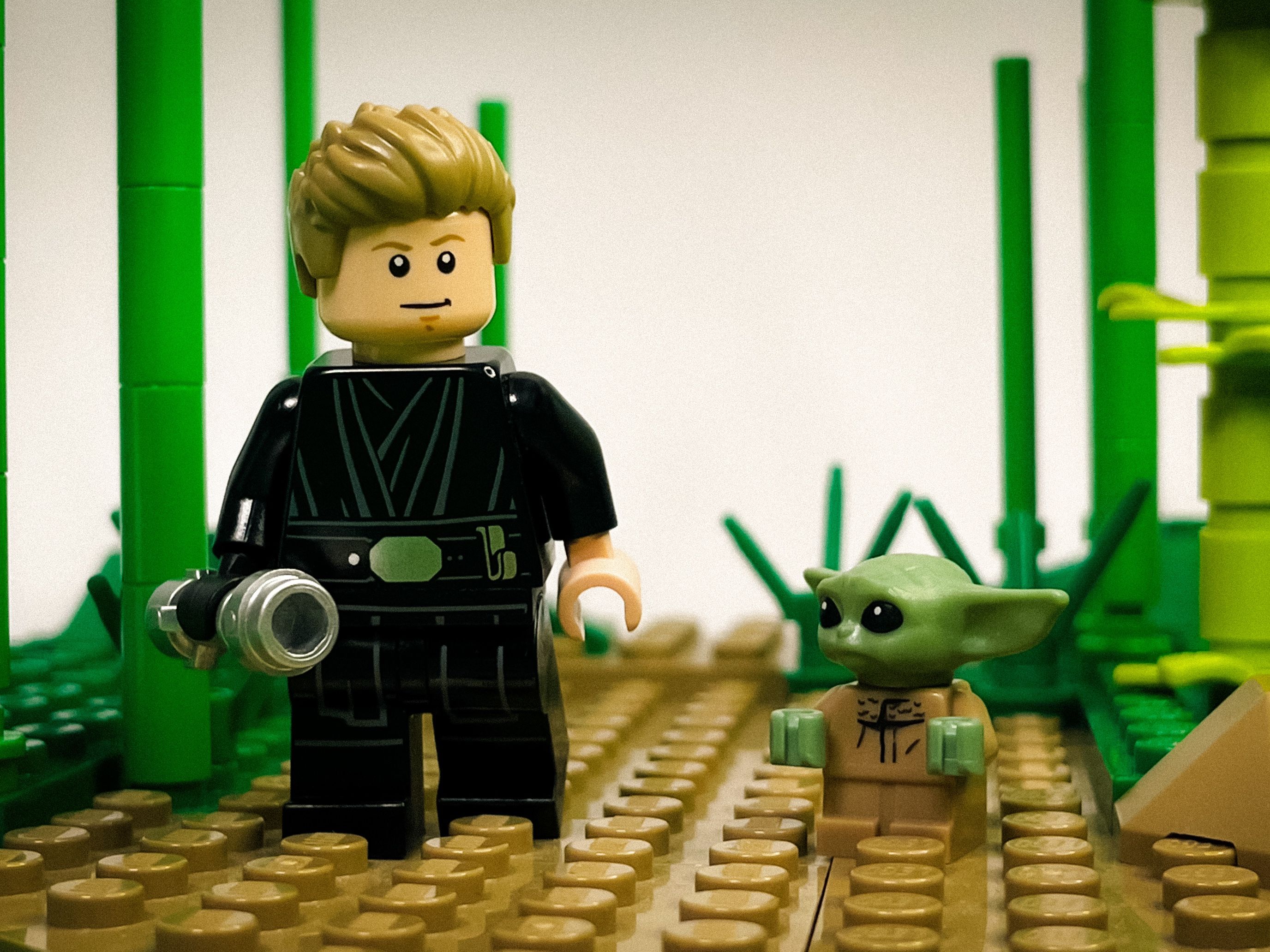 A brick-built scene by @veroniquetoys, from the world Star Wars