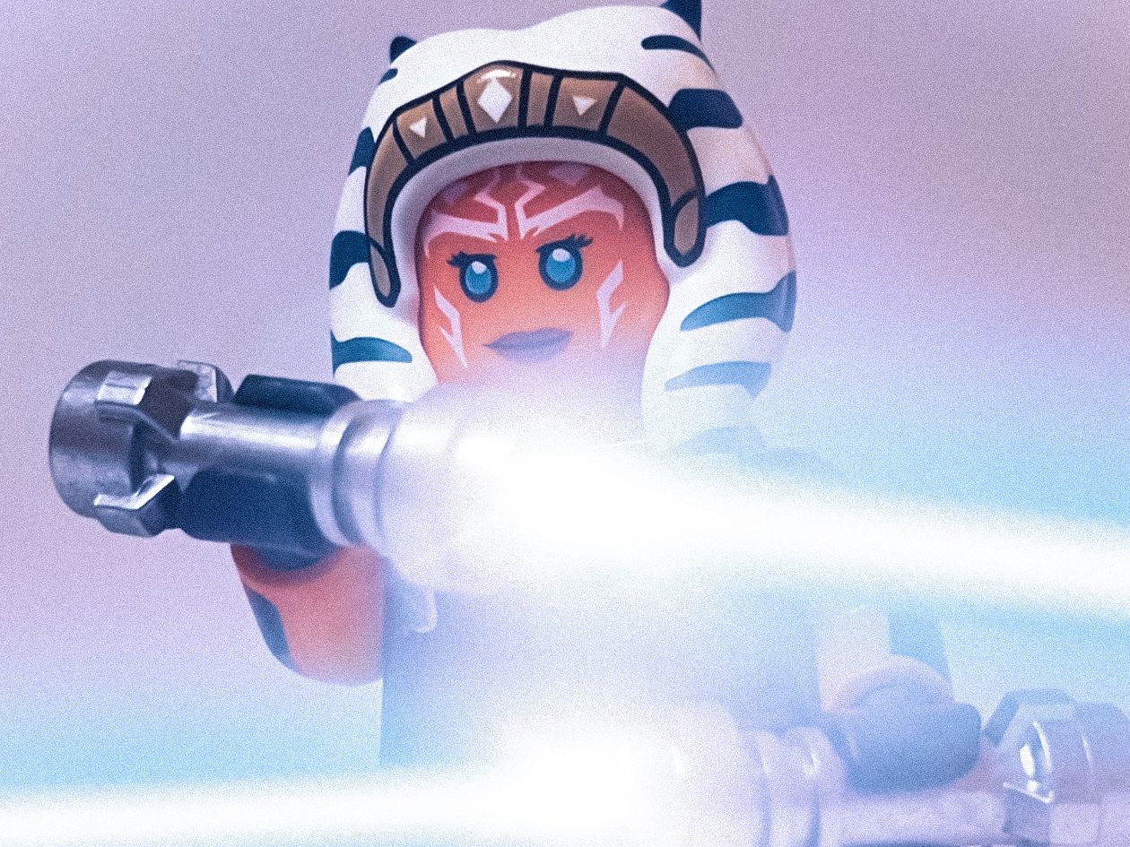 A brick-built scene by @veroniquetoys, from the world Star Wars