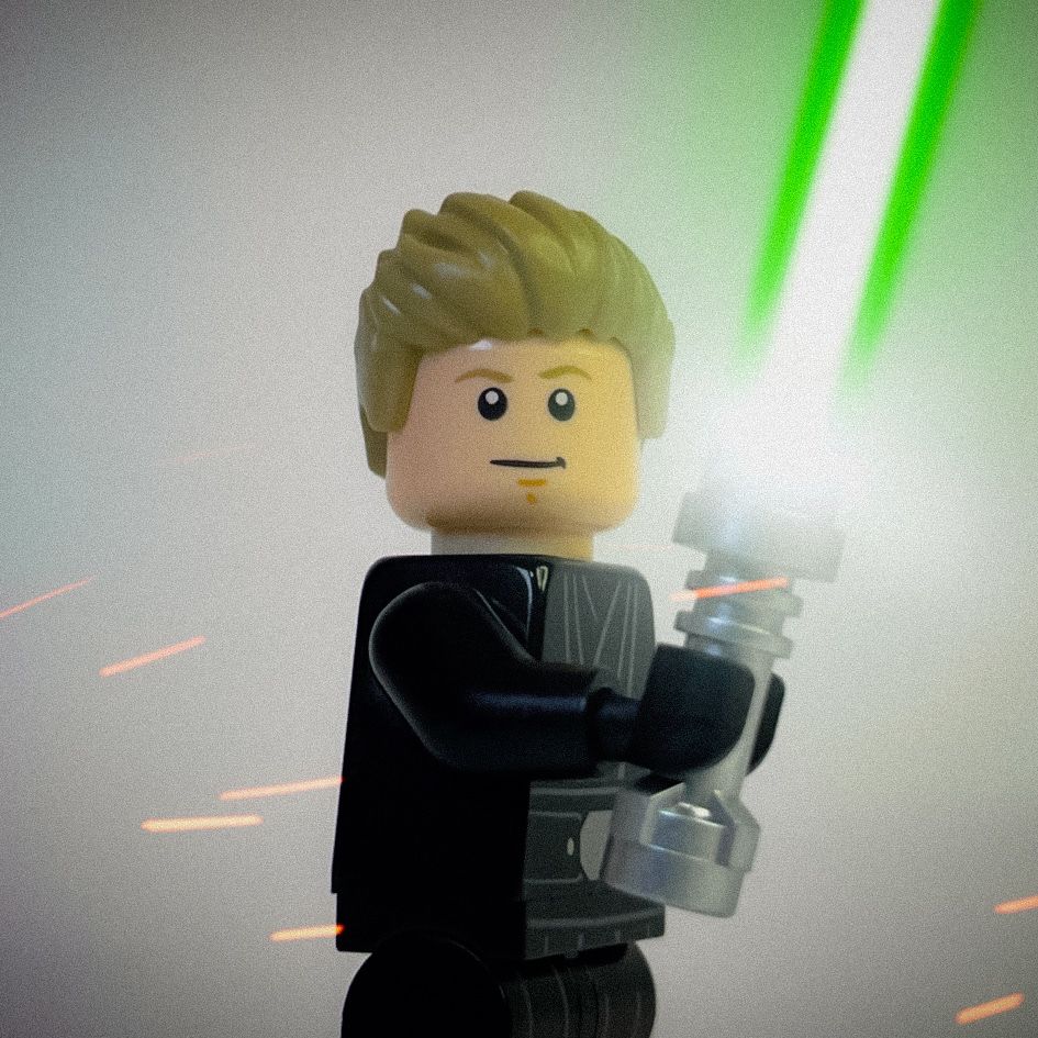 A brick-built scene by @veroniquetoys, from the world Star Wars