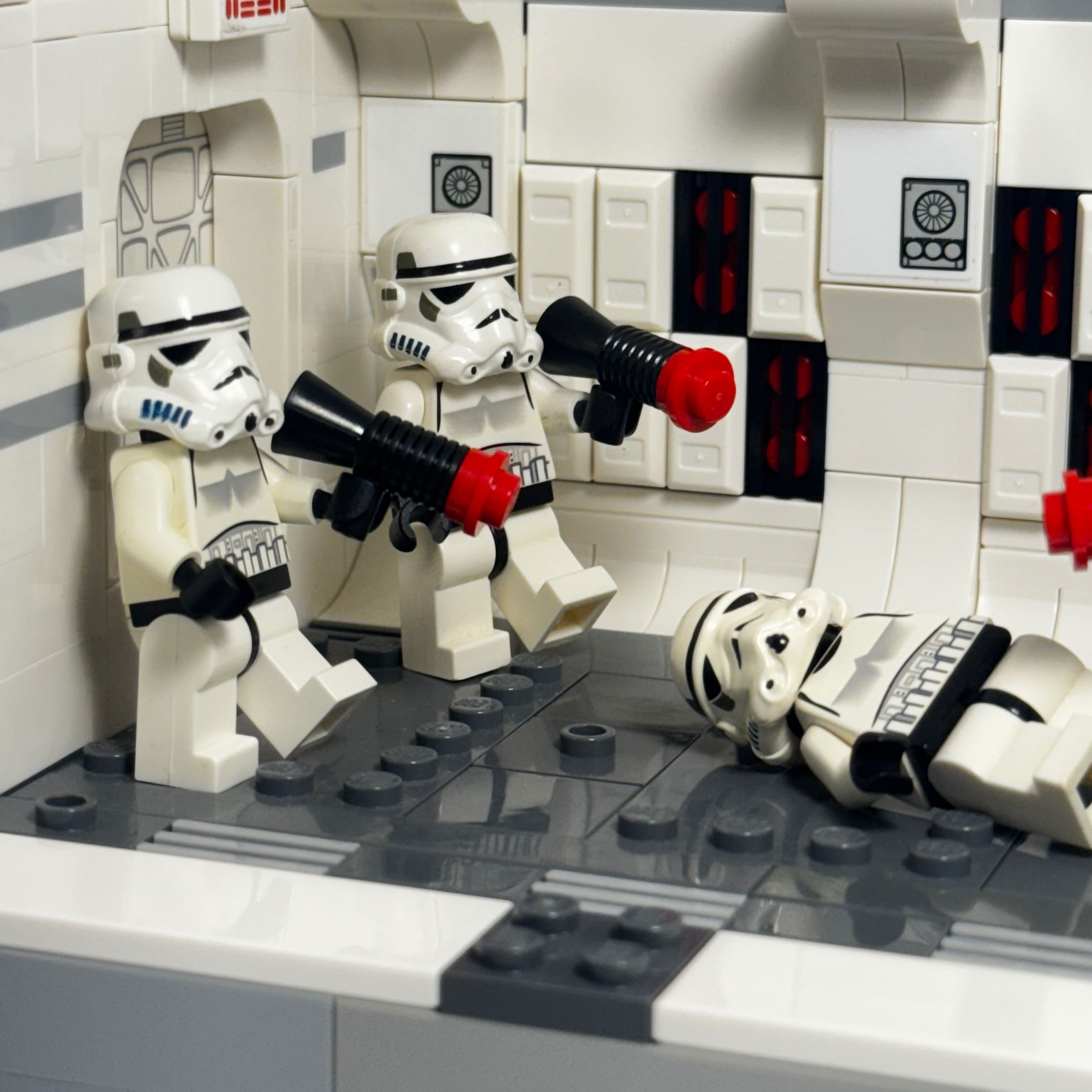 A brick-built scene by @legoarchives, from the world Tantive IV hallway scene