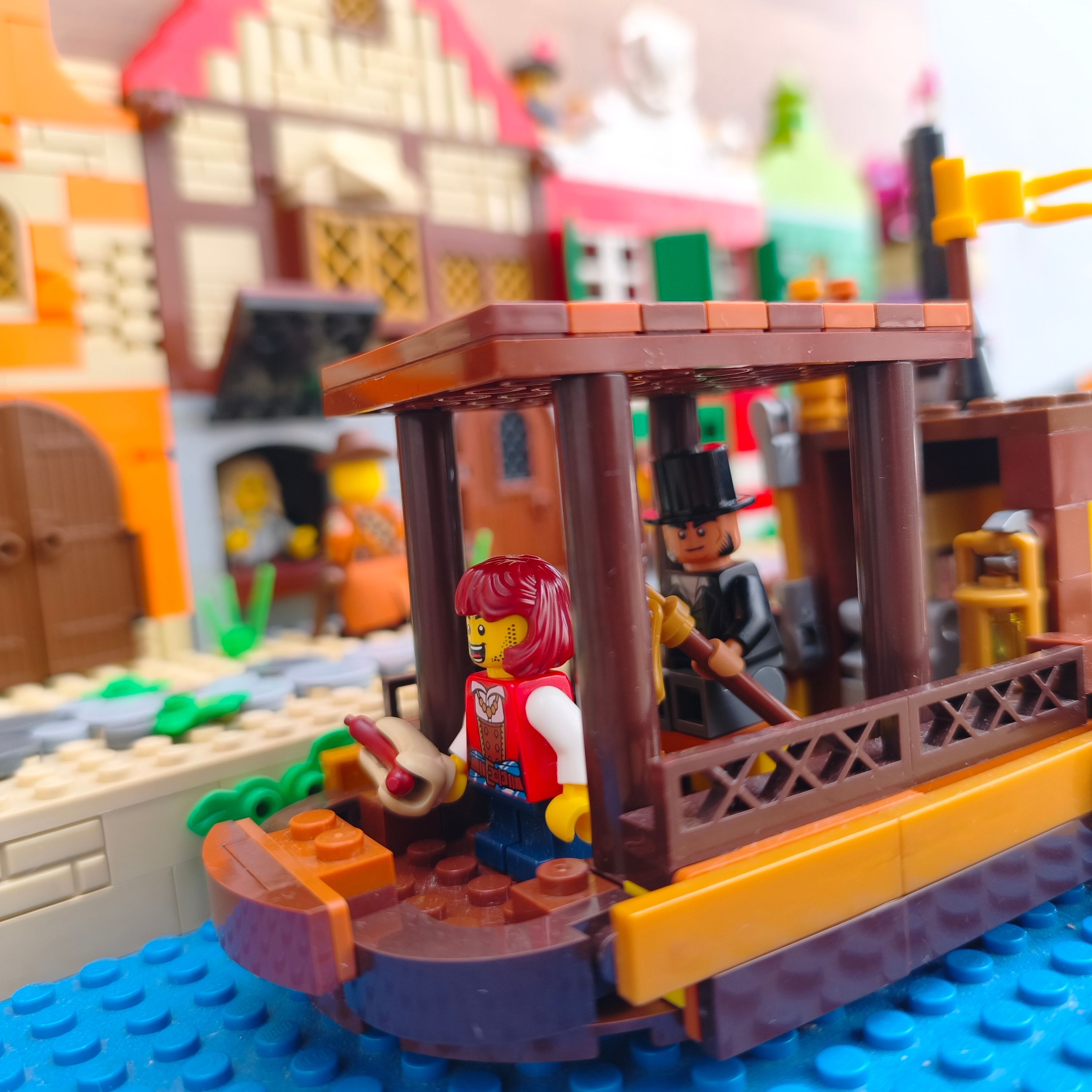 A brick-built scene by @fredebrick, from the world Riverlands