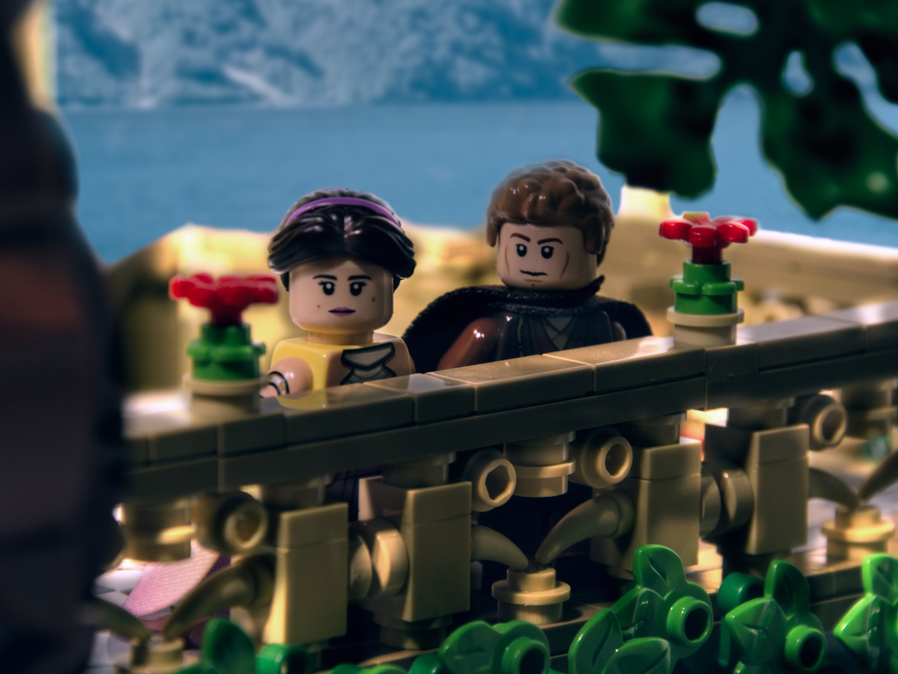 "No, I shouldn't have done that." — Padmé Amidala  
"I'm sorry." — Anakin Skywalker — a brick-built scene by @sw_lab, from…