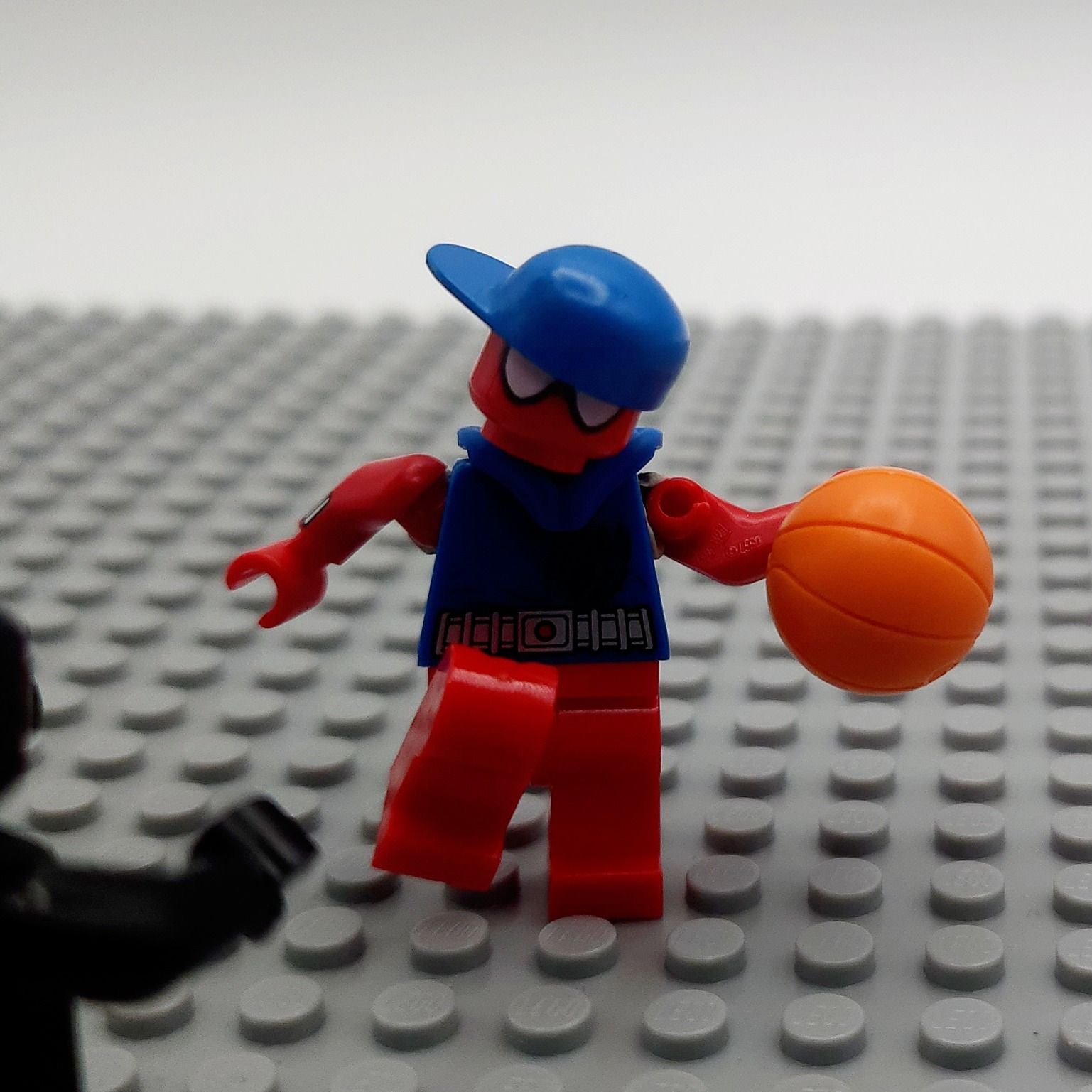 Scarlet Spider dribbling. — a brick-built scene by @brickyric, from the world Bball!