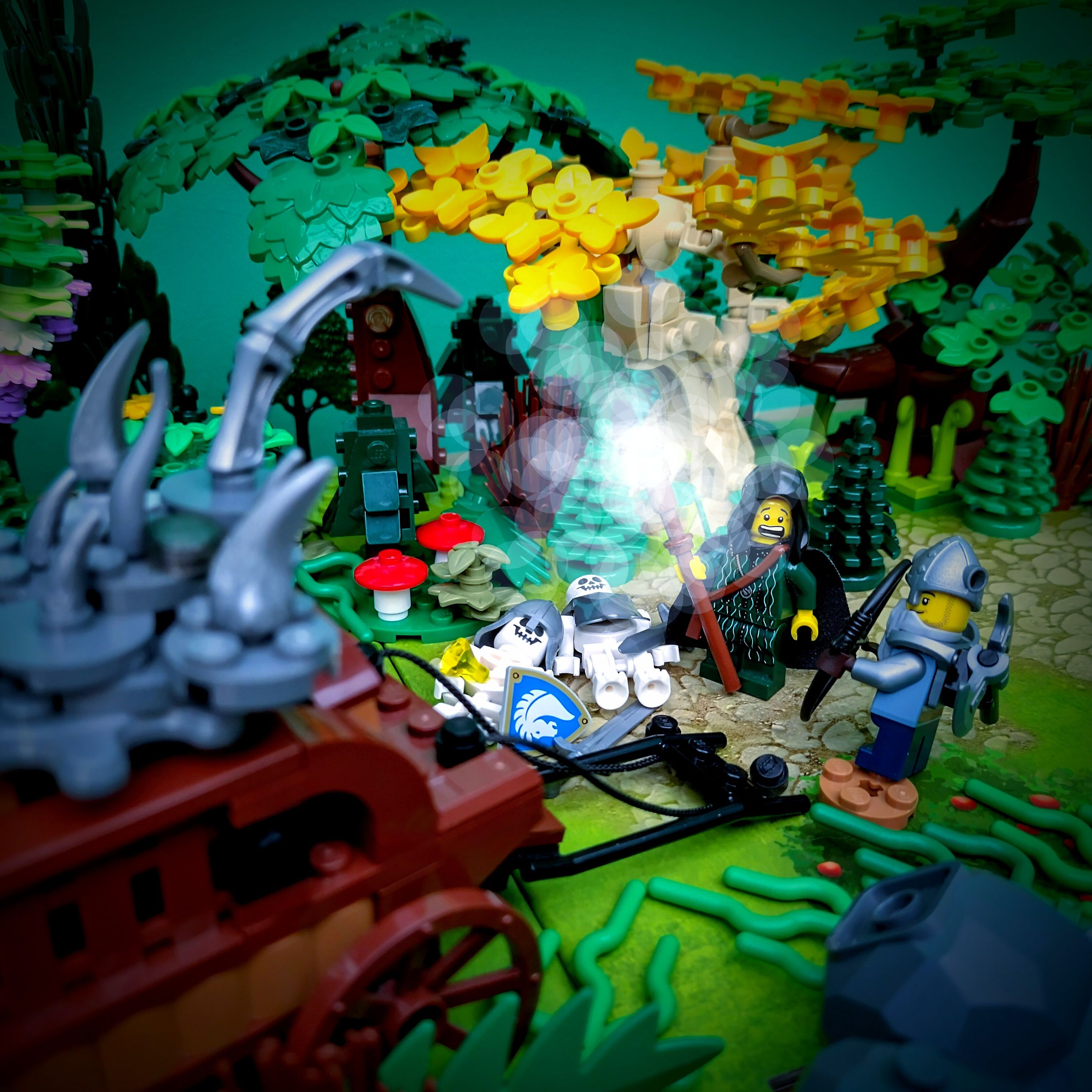 Shedding some light on the situation with use of a spell, the glow of Sivik's staff alerts a Grey Ooze to their arrival…