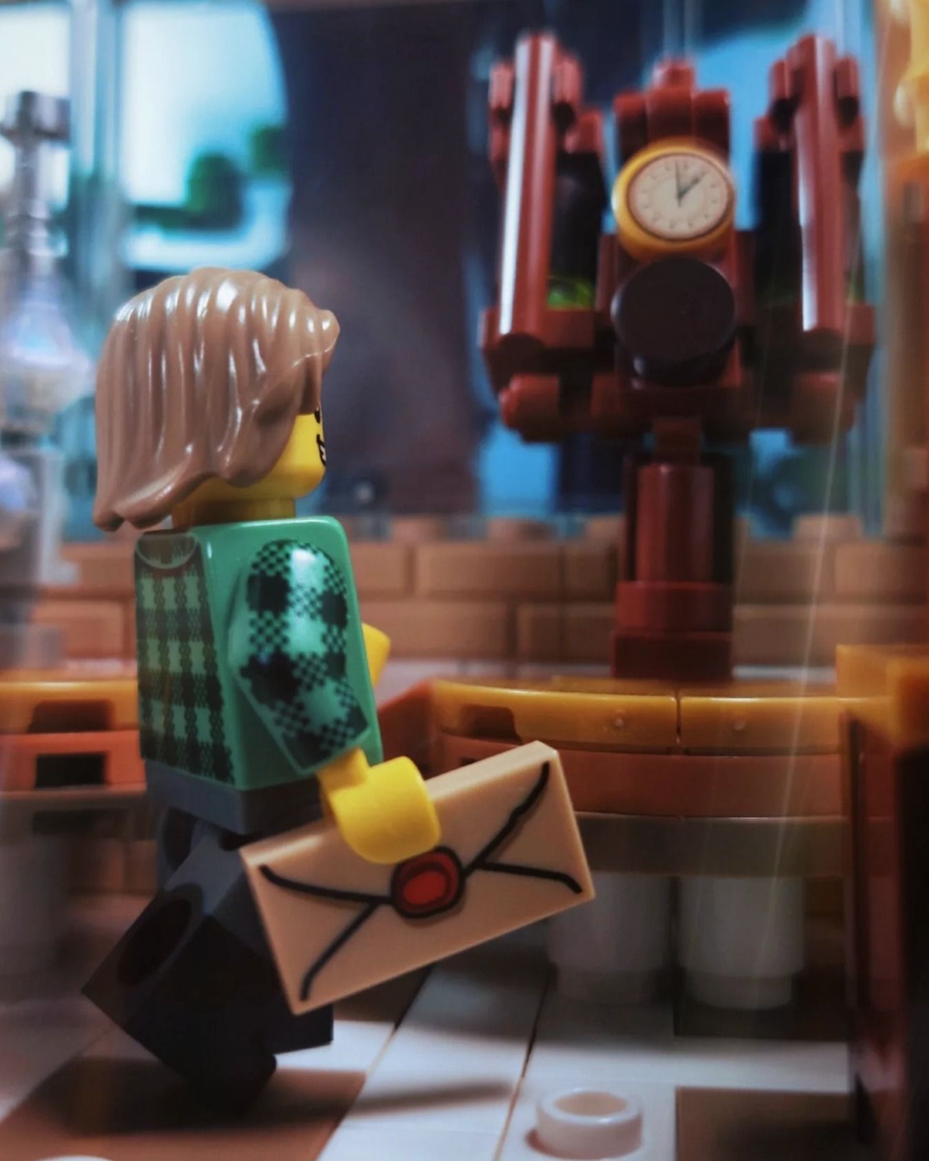 S1E01: The Ancient Artifact -

 During his first school trip, a teenager gazes in wonder at an artifact from an ancient…