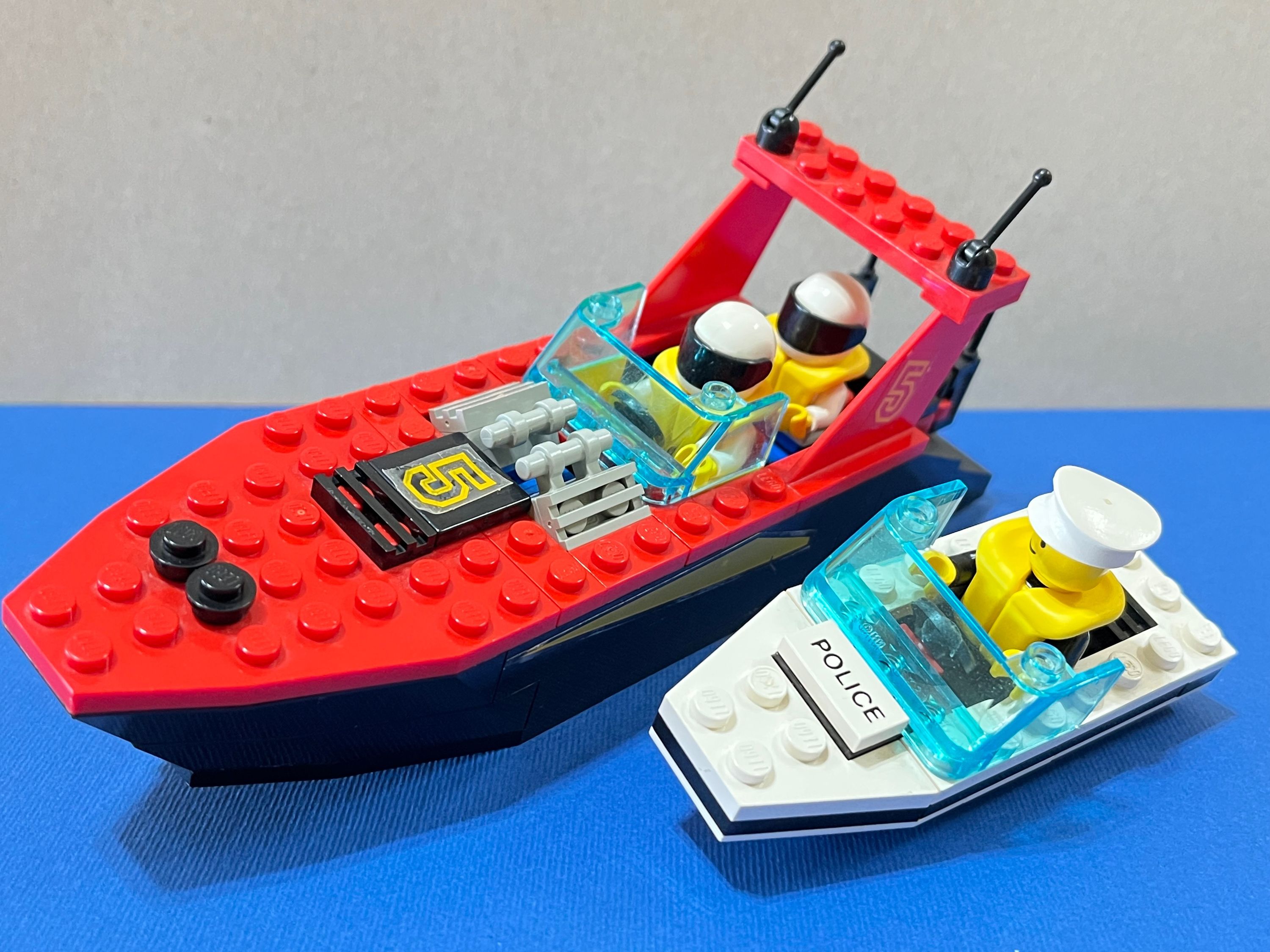 A brick-built scene by @nostalgicbrickgr, from the world Legoland