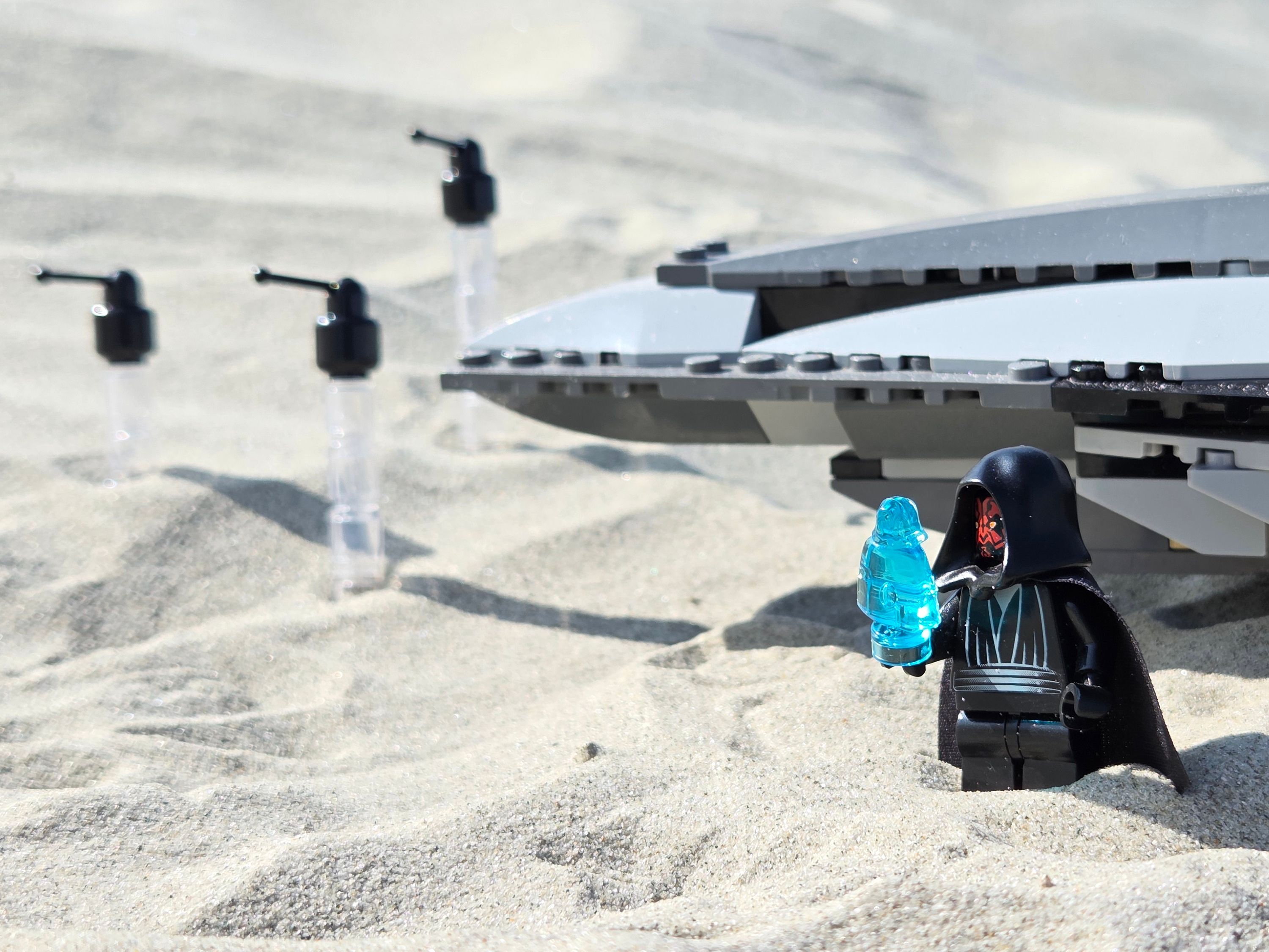 Darth Maul on Tatooine — a brick-built scene by @khaiekdvoukdamezhniy, from the world Star Wars - Tatooine