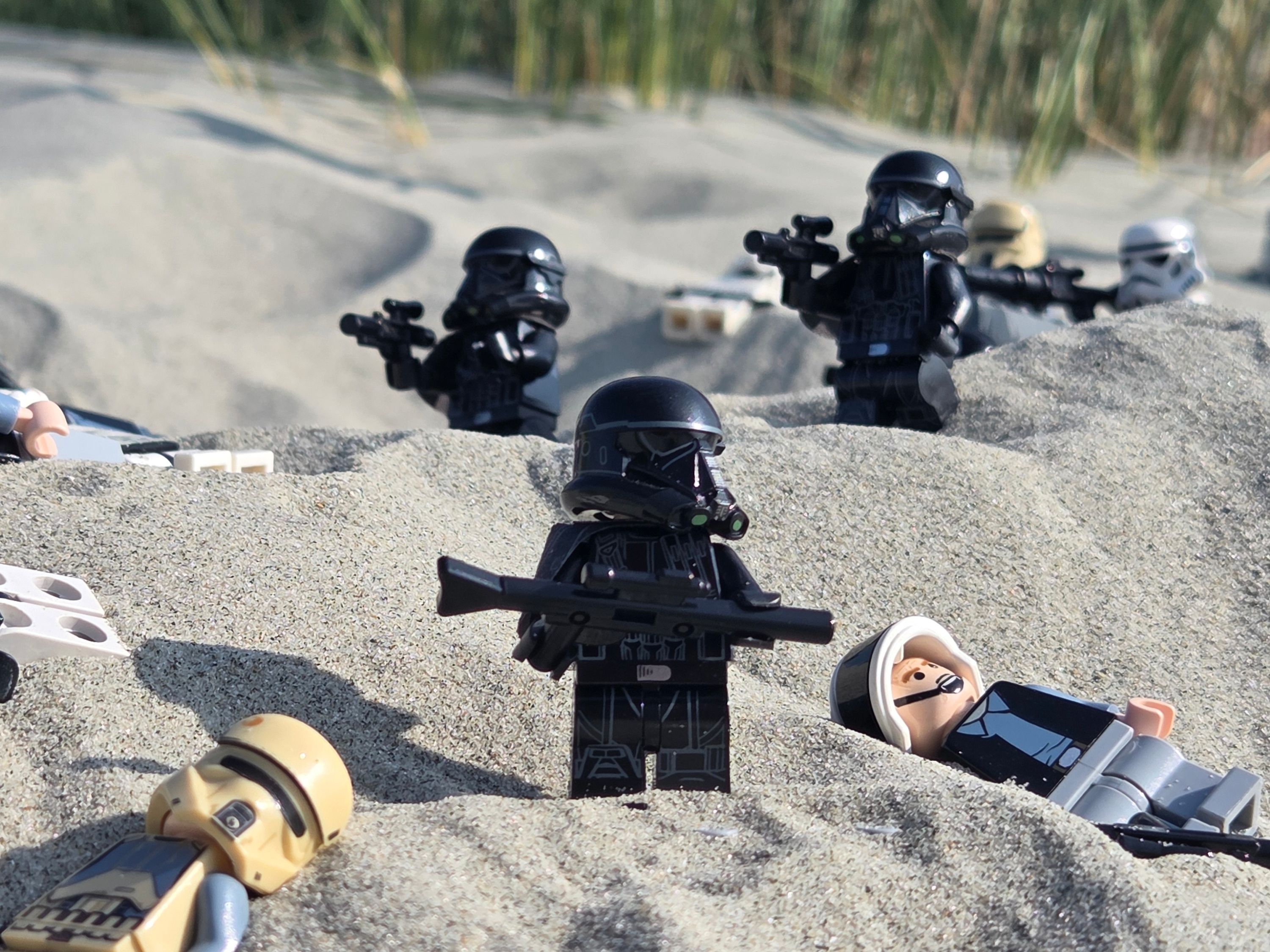 Death Troopers were highly effective at the Battle of Scarif. — a brick-built scene by @khaiekdvoukdamezhniy, from the world…