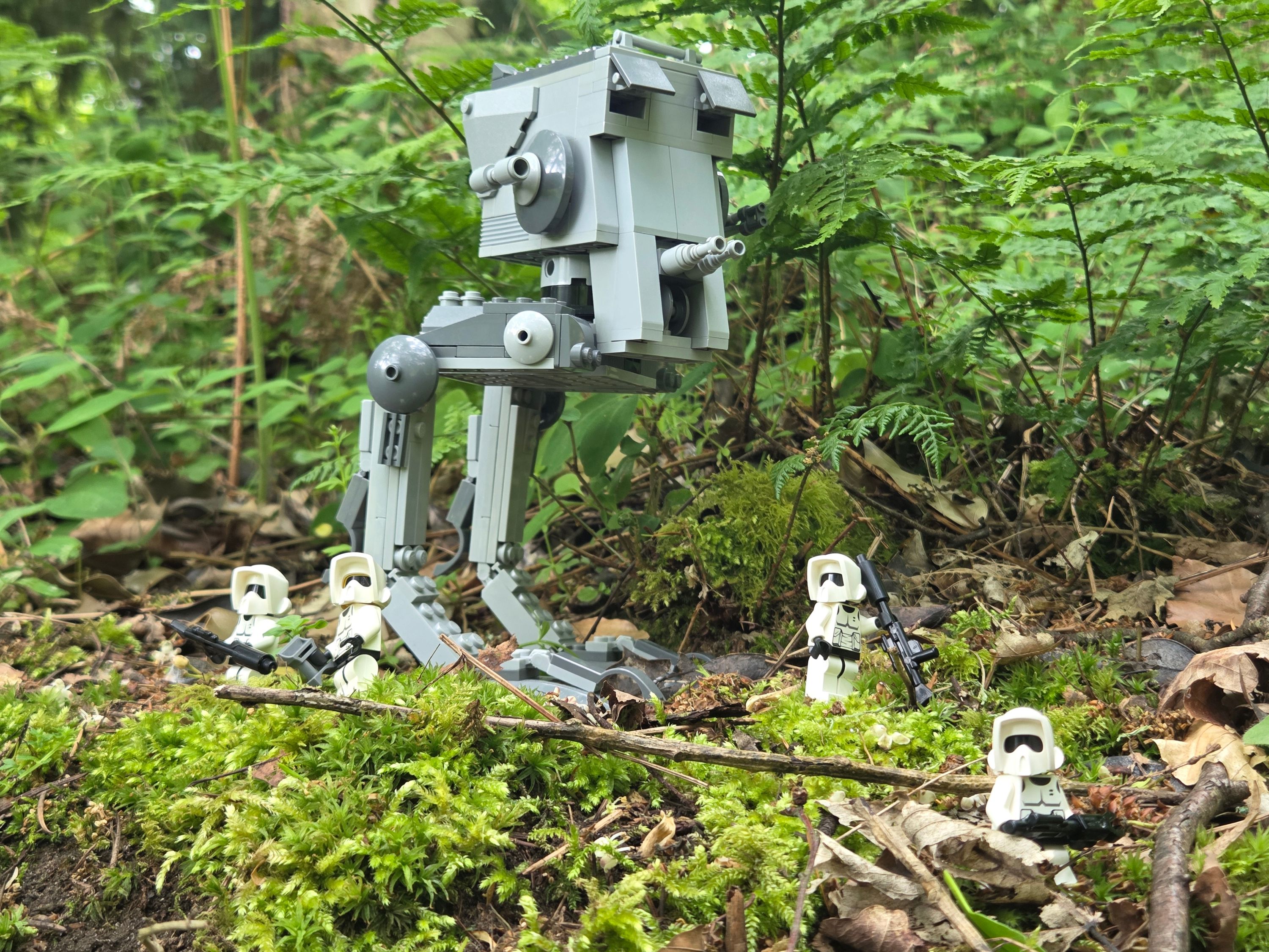 Imperial Patrol — a brick-built scene by @khaiekdvoukdamezhniy, from the world Star Wars - Endor