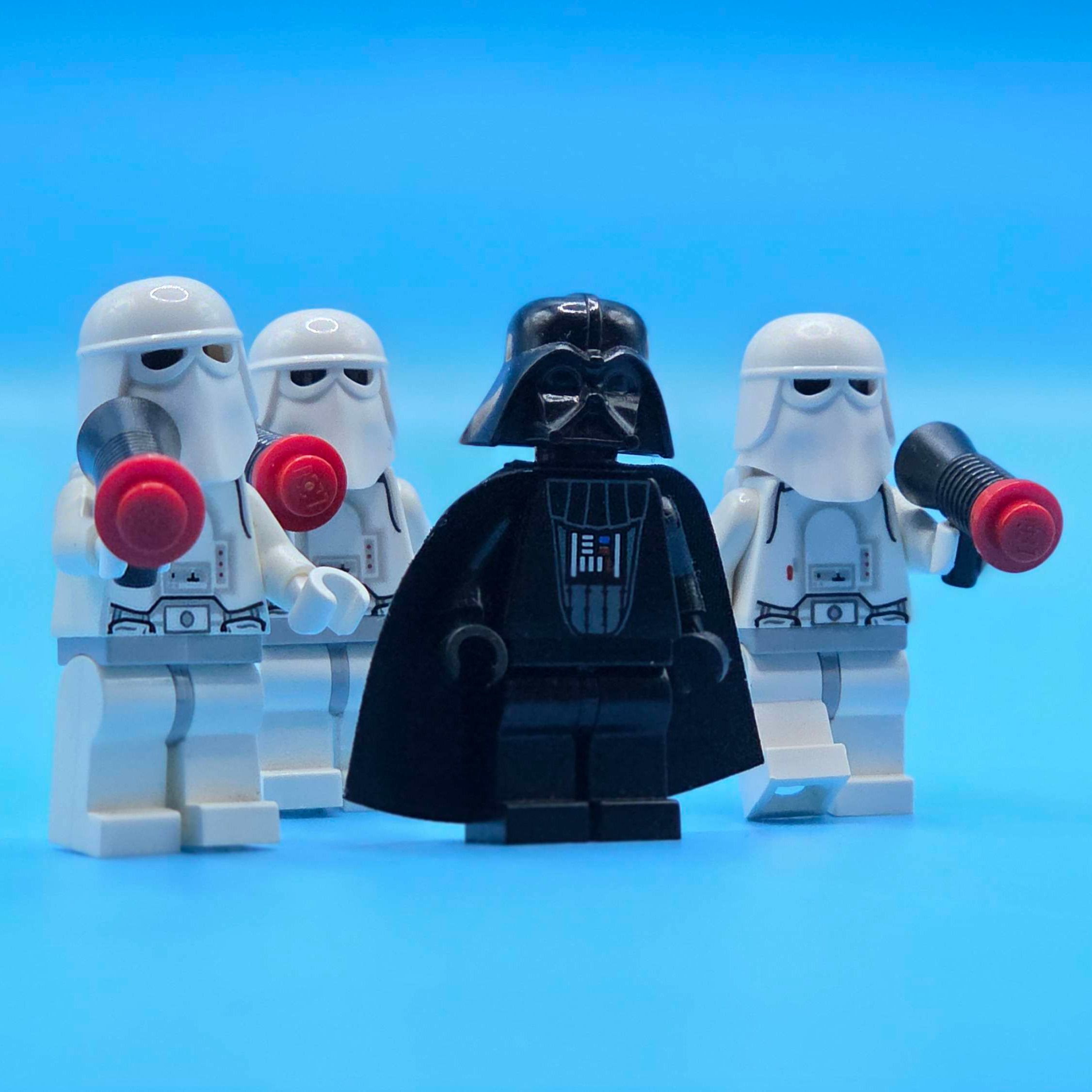 A brick-built scene by @khaiekdvoukdamezhniy, from the world Star Wars - Hoth